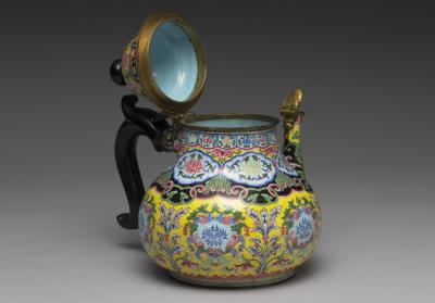 图片[2]-Painted enamel kettle with floral decoration and an ebony handle, Yongzheng reign (1723-1735), Qing dynasty-China Archive